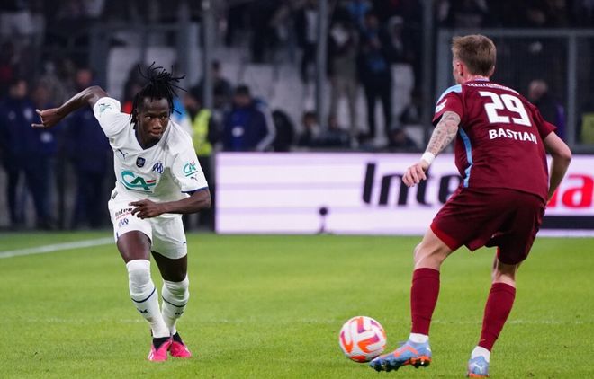 爱游戏-曼城迎法国杯关键赛，赛前遗憾出局，悬念犹存，赛季目标并未改变的简单介绍