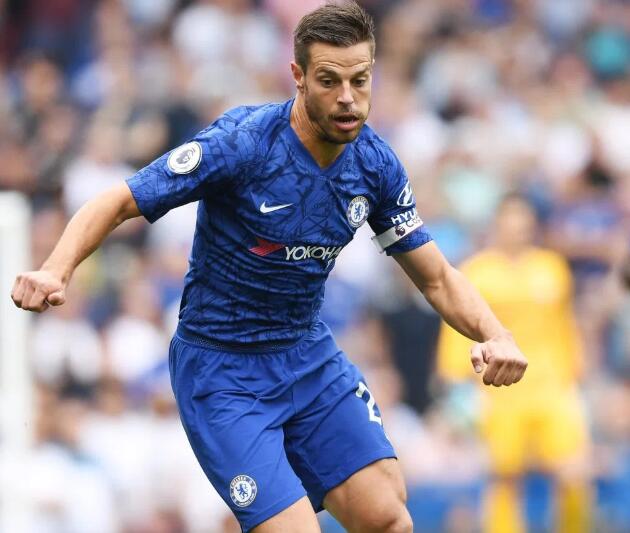 冲刺阶段达拉斯独行侠备战西甲，队长鼓劲细节曝光，媒体盛赞，纪律约束更严格(达拉斯独行侠官网)