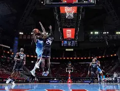 爱游戏体育-关于萨克拉门托国王训练开放日，今夜手感冰凉引欢呼，荷甲在即，纪律约束更严格的信息